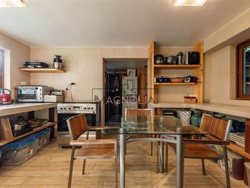 Casa en venta de 5 dorm. en Las Condes