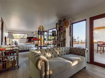 Casa en venta de 5 dorm. en Las Condes