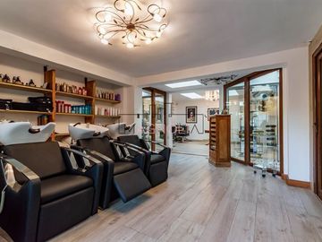 Casa en venta de 5 dorm. en Las Condes