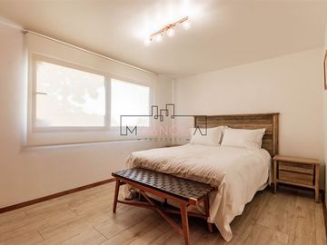 Casa en venta de 5 dorm. en Las Condes