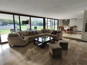 Casa en venta de 7 dorm. en Lampa