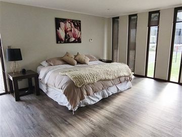 Casa en venta de 7 dorm. en Lampa