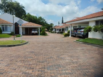 casa en venta en pance. Cod V6257