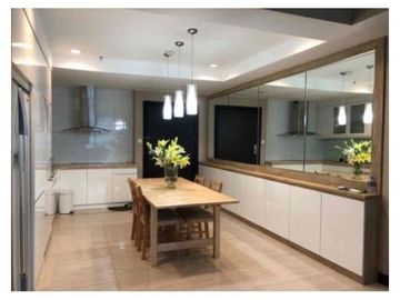 For Rent Beautiful Furnished 2BR Apartment at Gandaria Height