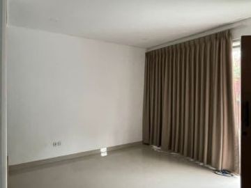 Dijual Rumah Di cluster Cikutra Minicluster hanya beberapa Unit saja Lt 91 Lb 100 3 kamar tidur 2 kamar mandi SHM