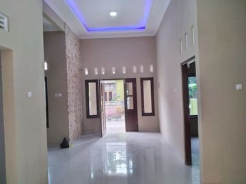 RUMAH SIAP HUNI BARU DESIGN ETNIK DEKAT MAGUWOHARJO