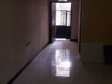 Ruko Disewakan 2 Lantai di Jl. Balongsari Tama Surabaya Barat