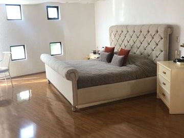 VENTA CASA EN HDA. DE LAS PALMAS CON SEGURIDAD