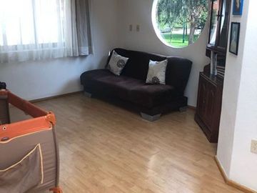 VENTA CASA EN HDA. DE LAS PALMAS CON SEGURIDAD