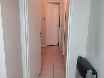 Departamento en venta - 2 Dormitorios 1 Baño - Cochera - 65Mts2 - Monte Grande