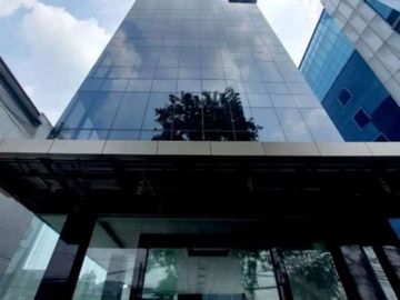 Gedung di Pancoran Jakarta Selatan