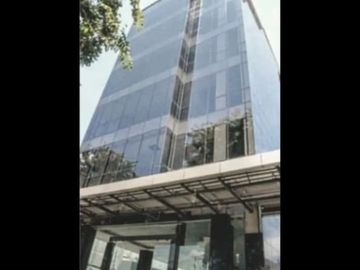 Gedung di Pancoran Jakarta Selatan