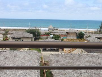 Se Vende Casa Cerca del Mar en Rio Chico