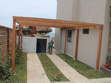 Se Vende Casa Cerca del Mar en Rio Chico