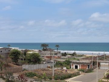 Se Vende Casa Cerca del Mar en Rio Chico