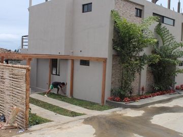Se Vende Casa Cerca del Mar en Rio Chico