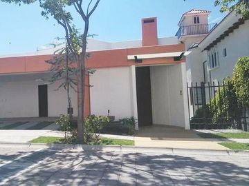 Venta de casa en El Pedregal Residencial
