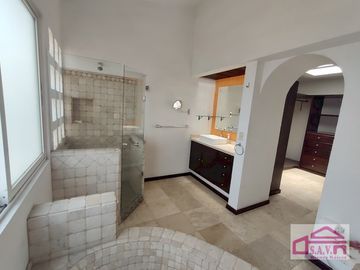 Casa en Condominio en Burgos Bubambilias, Cuernavaca Morelos.