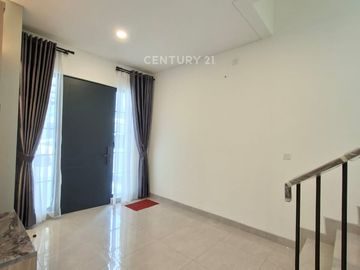 Rumah Baru Semi Furnished Di Citra Garden Bintaro 9499