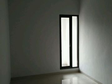 RUMAH READY STOCK SIAP HUNI di SARIWANGI dekat Paster dan Sukajadi Tanah Luas Bangunan Baru
