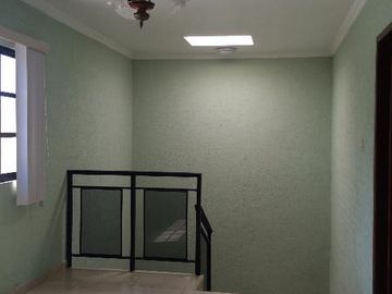 Venta de Casa con 5 habitaciones en Av. Cuauhtémoc, Col. Centro, Coatzacoalcos, Ver.