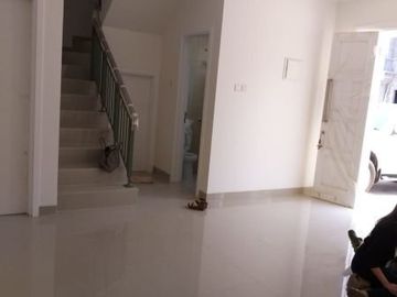 Rumah Bagus Dekat Pusat Kota Semarang, Paramount Village, Simongan, Manyaran