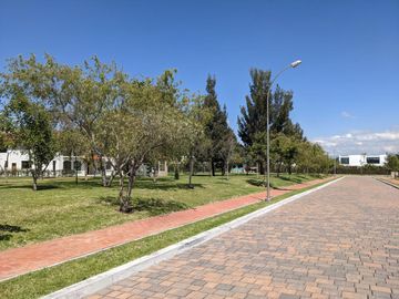 Hermoso Terreno 1040m2 Urbanización de Lujo, Puembo