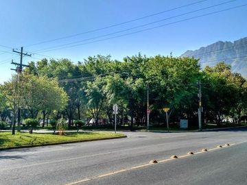 CASA EN VENTA  COL MIRASIERRA ZONA VALLE SAN PEDRO GARZA GARCÍA N L  $22,730,000