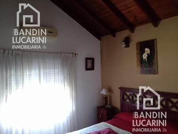 Casa en Venta de 3 ambientes Impecable en Berazategui
