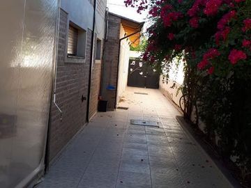 Venta- 7 ambientes- Casa - Lanin 1070- Villa Florencia