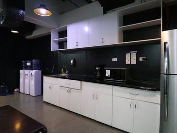 Outstanding Office Space for Lease in Makati CIty CB0001