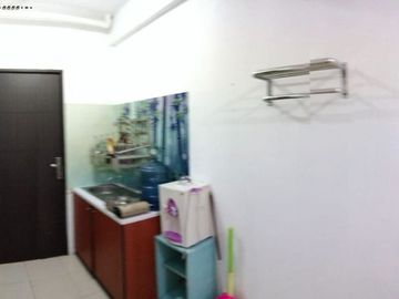 xyfna.Apt Menara Rungkut Studio lt 12