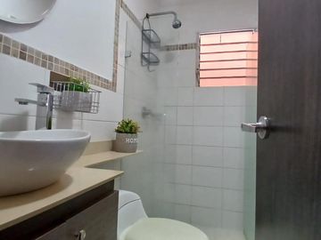 apartamento en venta en brisas de los Álamos. Cod V111283