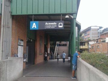 VENDO TERRENO CERCA DEL METRO DE ACEVEDO EN MEDELLÍN ANTIOQUIA.