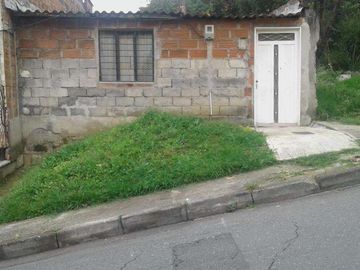 VENDO TERRENO CERCA DEL METRO DE ACEVEDO EN MEDELLÍN ANTIOQUIA.