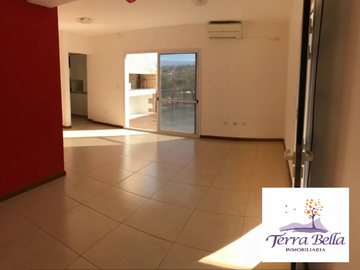 CHALET DE CATEGORIA EN BARRIO CERRADO FRENTE AL RÍO SAN ANTONIO. A 15 MINUTOS DEL CENTRO DE VILLA CARLOS PAZ