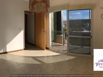 CHALET DE CATEGORIA EN BARRIO CERRADO FRENTE AL RÍO SAN ANTONIO. A 15 MINUTOS DEL CENTRO DE VILLA CARLOS PAZ