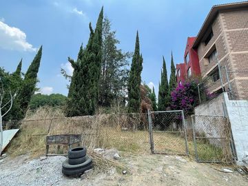 Terreno en Calle Cerrada en Leandro Valle, Barrio Norte