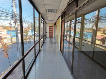 Se venden locales comerciales y oficinas en Buin