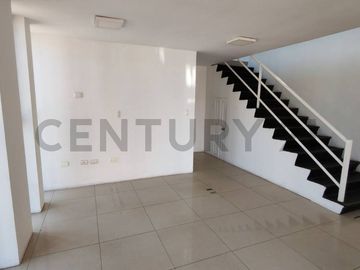 Se venden locales comerciales y oficinas en Buin