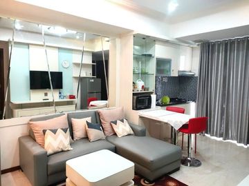 Disewakan Apartemen Royal Mediterania Garden Residences, 2BR Furnish uk. 53.5 m2