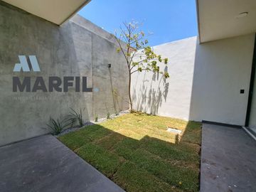 VENTA DE RESIDENCIA DE 3 RECÁMARAS, AL NORTE DE V. DE A. COLIMA