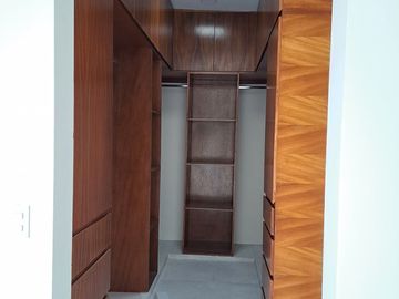 VENTA DE RESIDENCIA DE 3 RECÁMARAS, AL NORTE DE V. DE A. COLIMA