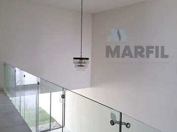 VENTA DE RESIDENCIA DE 3 RECÁMARAS, AL NORTE DE V. DE A. COLIMA