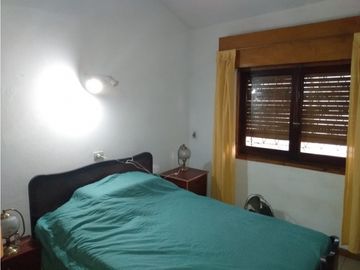 chalet con garage pasante