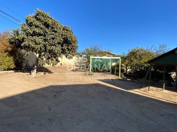 Gran casa en amplio terreno en Centro de Quilpué