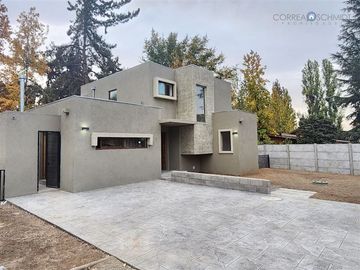 Casa en ARRIENDO Condominio Bosques de Nogales, Machalí