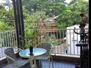 Rumah Larangan Inpres Dekat Busway Puri Beta