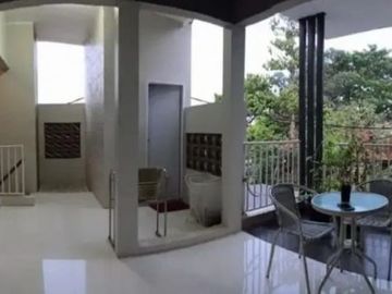 Rumah Larangan Inpres Dekat Busway Puri Beta