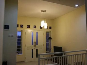 Rumah minimalis tenggilis baru mejoyo dibawah 1M